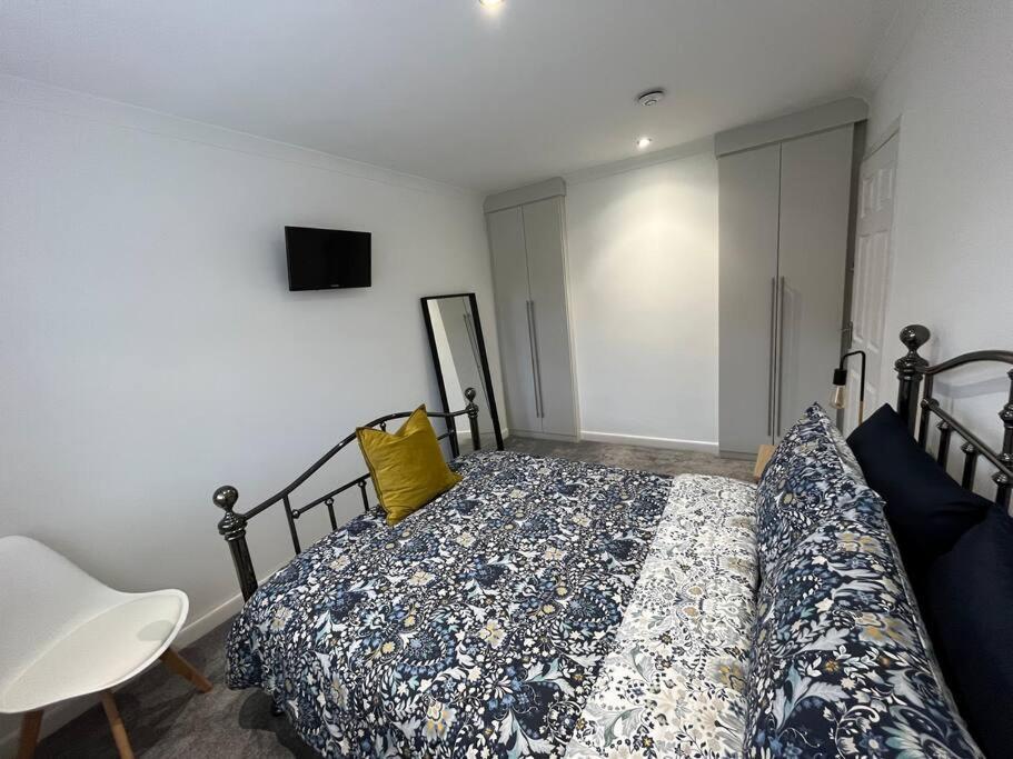 Burscough Idyllic Bungalow, Ideal Location In West Lancashire מראה חיצוני תמונה
